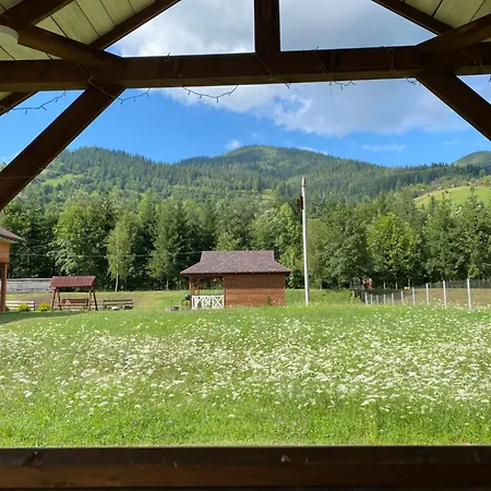 затишний будиночок біля річки Ferienhaus